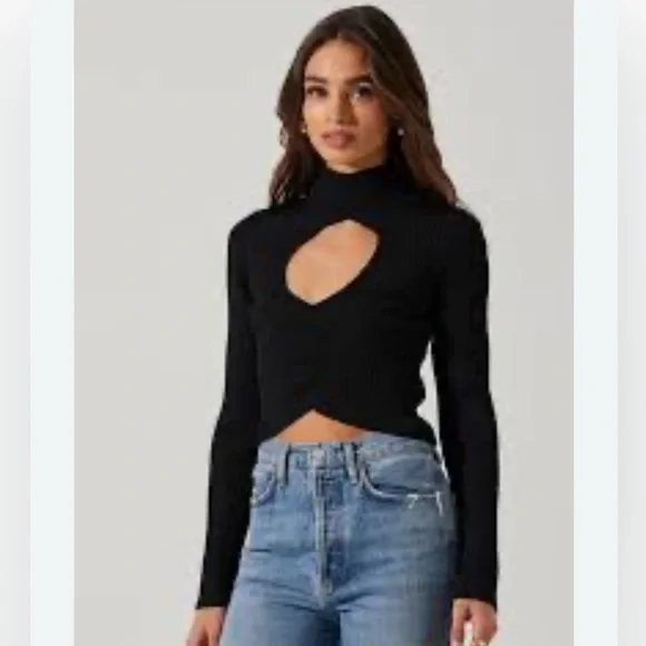 ASTR the Label Black Elia Mock Neck Cutout Sweater Size Small Crop - Picture 1 of 5